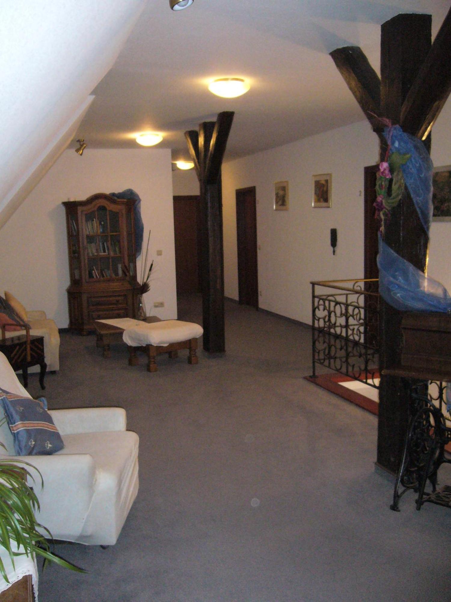 Hotel Pension Zur Harburg 3*